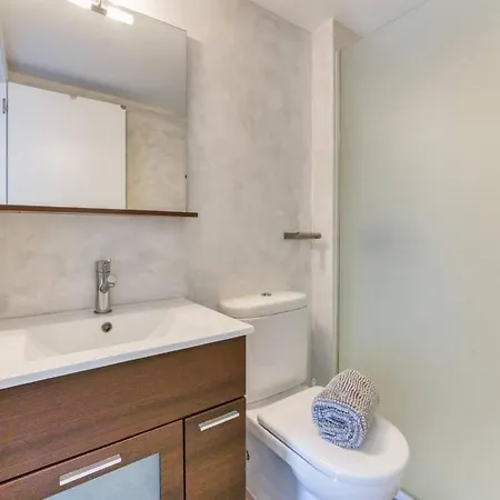 Apartment Cozy - 100m Away Sa Caleta