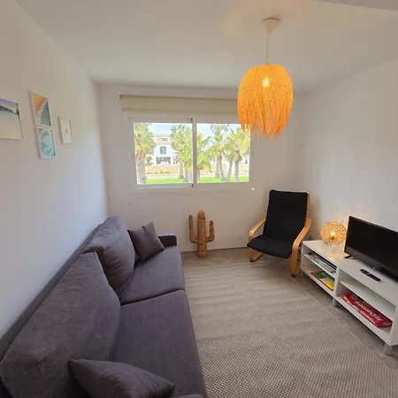 Apartment Cozy - 100m Away Sa Caleta