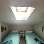 Apartman Cozy - 100m Away